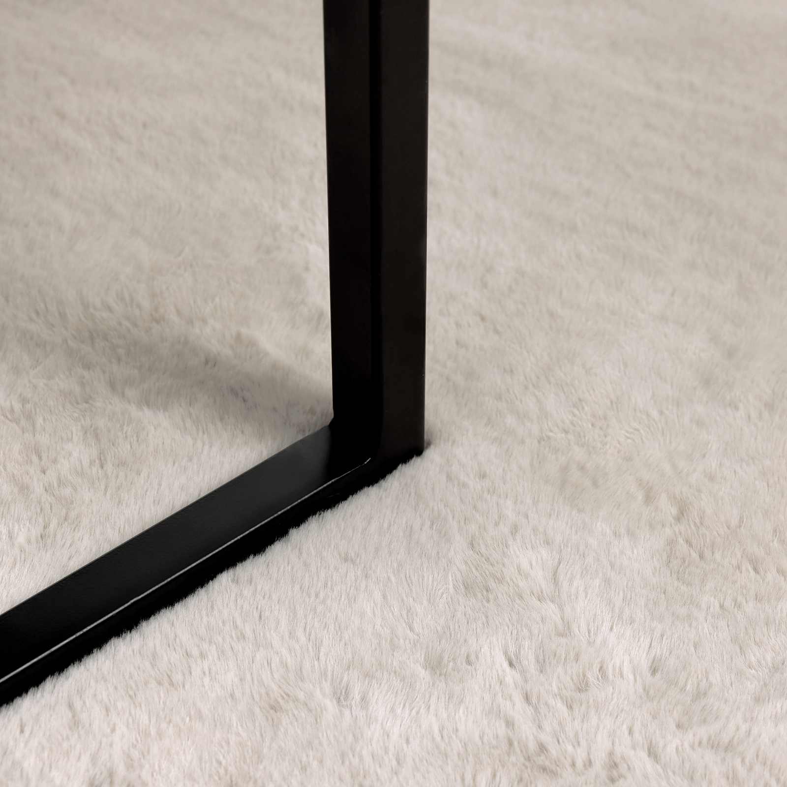 Rutschfester Kunstfellteppich Olite Beige